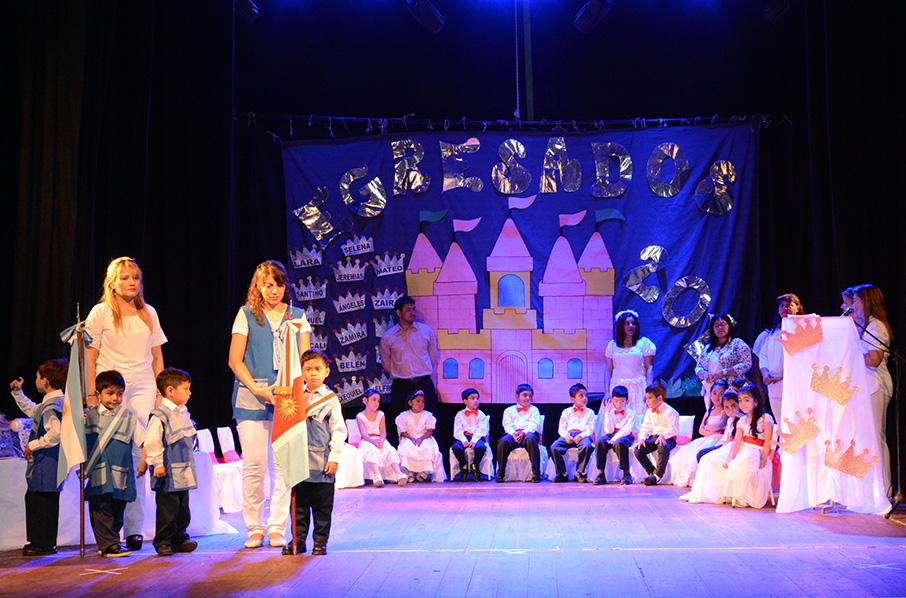El jardín “Arco Iris” cerró su año con un emotivo acto