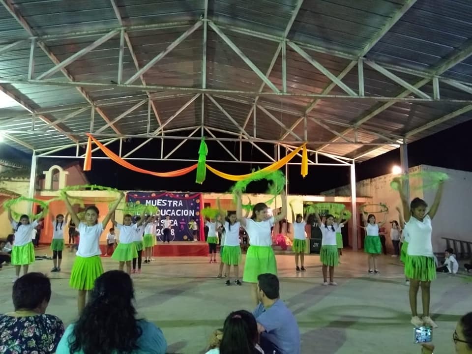 Instituciones escolares de la localidad de Manogasta realizaron sus muestras anuales Instituciones escolares de la localidad de Manogasta realizaron sus muestras anuales