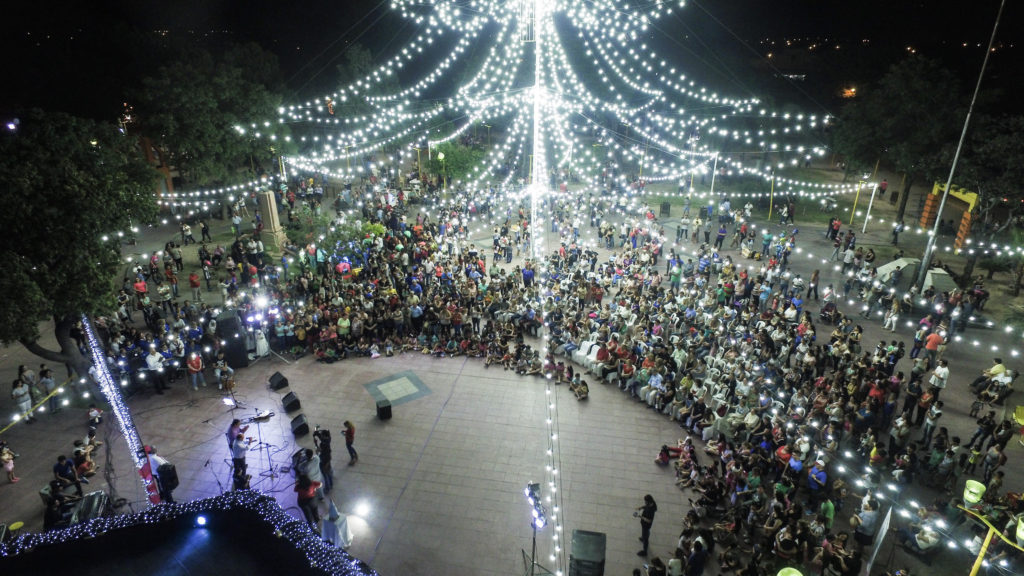 Cierran el “Mes de la Navidad” con un gran show gratuito en la plaza Belgrano