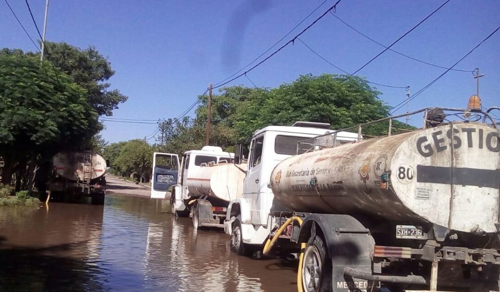 La Comuna asistió a familias de barrios bandeños luego de las precipitaciones