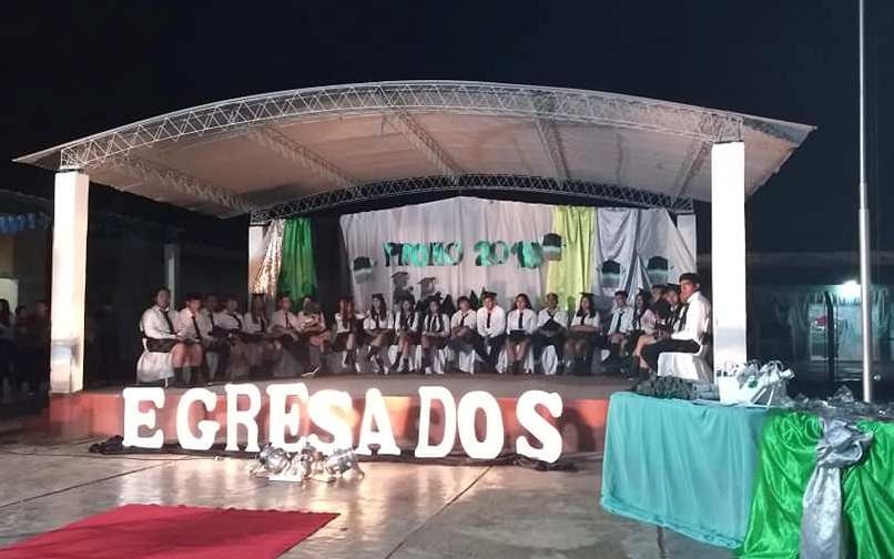 Emotivo acto de egreso de alumnos del Colegio Arcadio Suárez de La Cañada