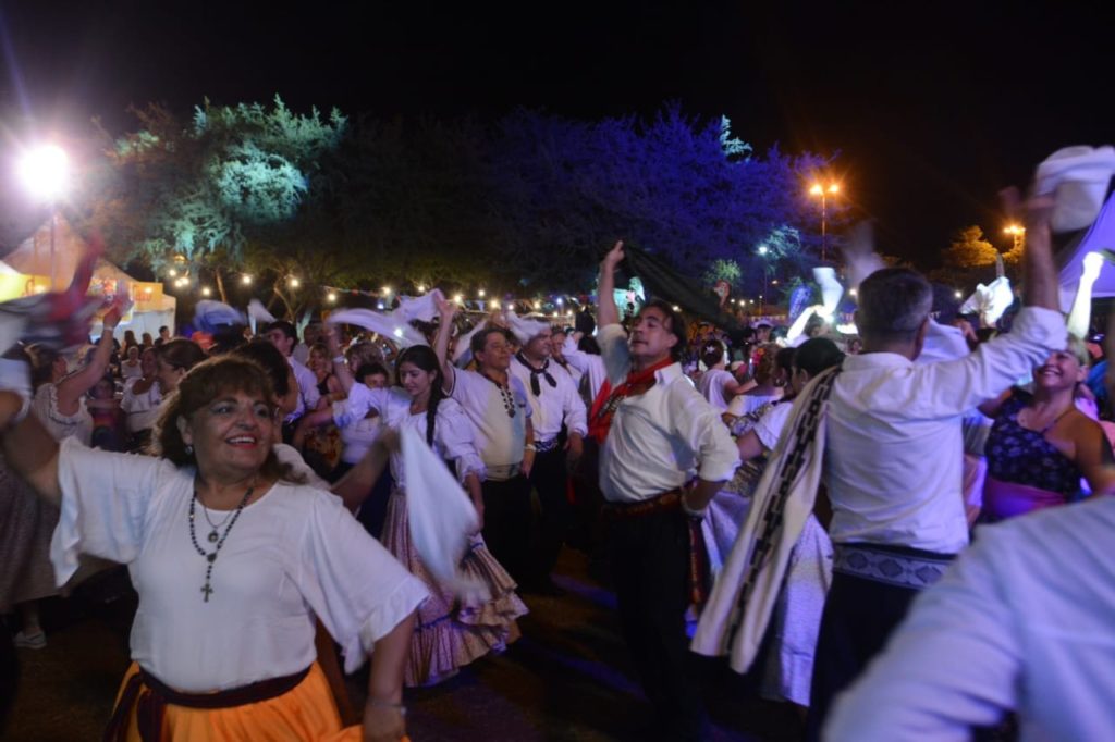 El Festival de la Chacarera será emitido hoy para todo el país