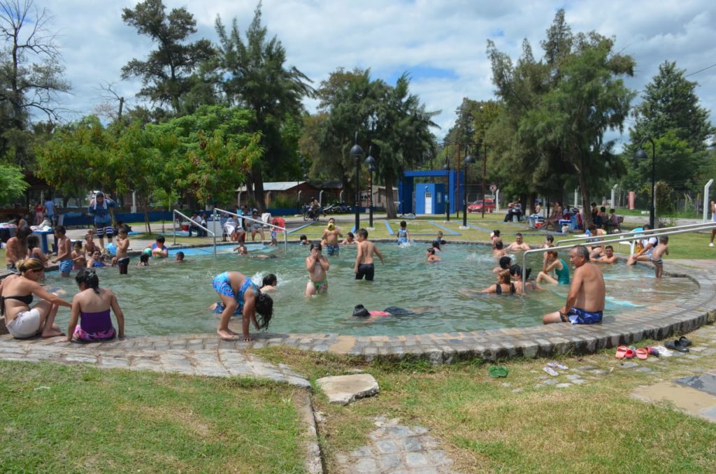 Las Termas fue el punto de encuentro de cientos de familias