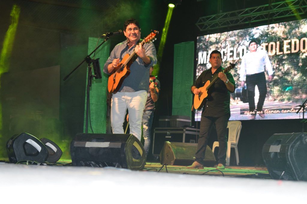 Vislumbre y Marcelo Toledo marcaron el ritmo de la primera noche festivalera