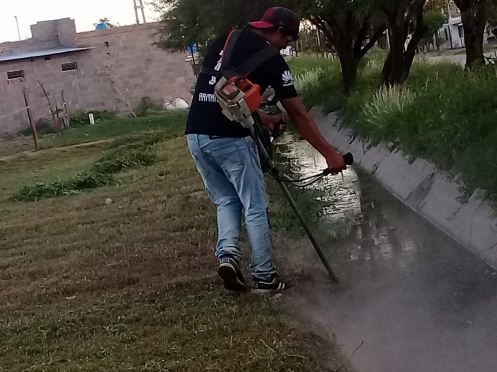 Ejecutan mejoras en distintos barrios de Clodomira Ejecutan mejoras en distintos barrios de Clodomira