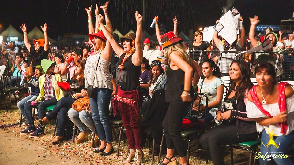 Se enciende nuevamente el fuego salamanquero con una gran cartelera