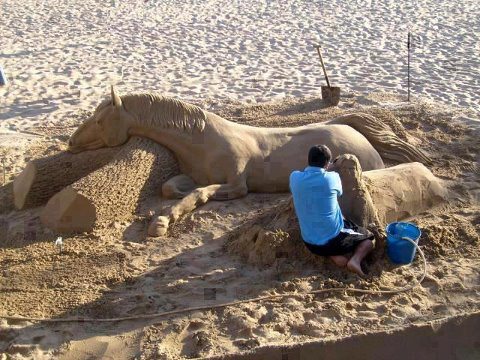 “Santiago es tu Río” regresa con esculturas de arena en la ribera del Dulce “Santiago es tu Río” regresa con esculturas de arena en la ribera del Dulce