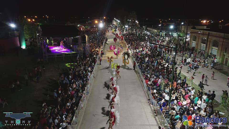 Miles de personas disfrutaron del Corso 2019 en Bandera