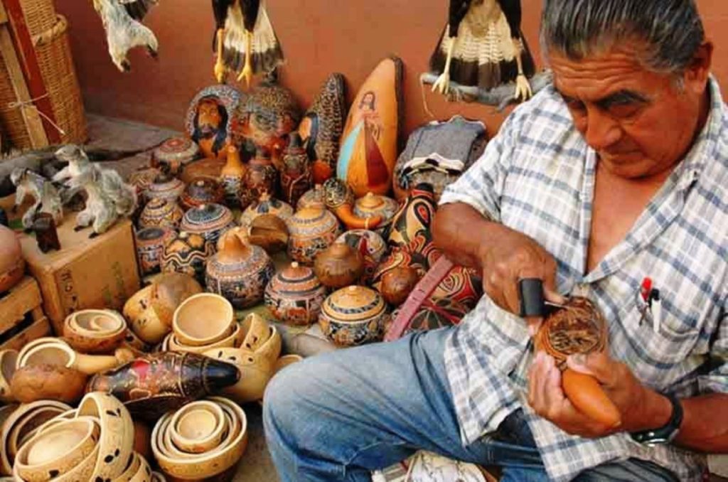 La comuna capitalina convoca al Primer Encuentro Regional de Artesanos La comuna capitalina convoca al Primer Encuentro Regional de Artesanos