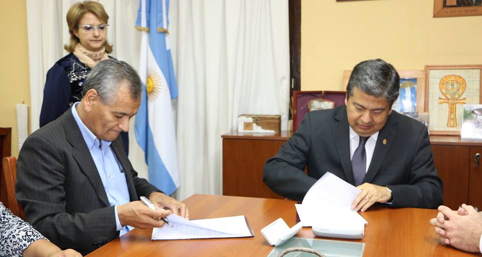 La Unse lleva su oferta académica a la ciudad de Pinto