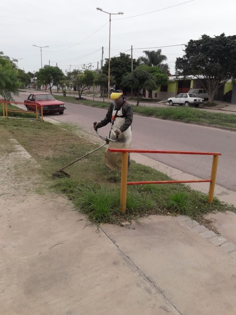 Luego de la lluvia se intensificaron las tareas de limpieza en La Banda