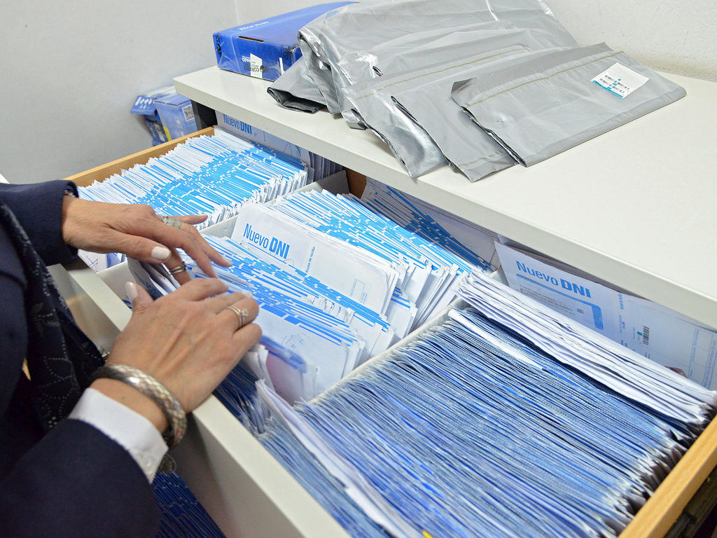 Convocan a actualizar el DNI hasta el 30 de abril