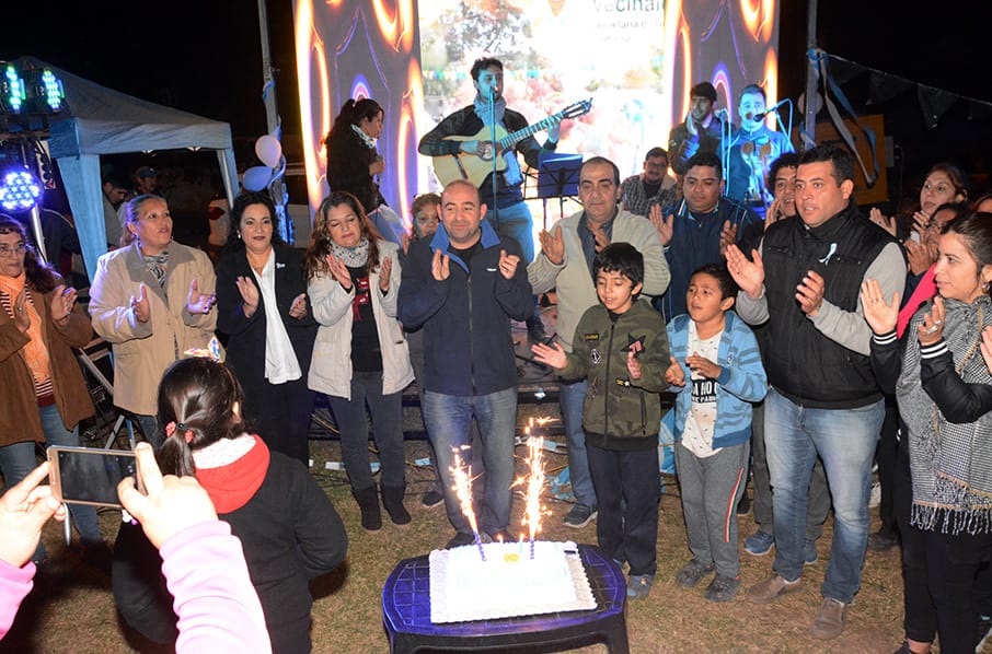 Gran festejo en el barrio 1° de Mayo por sus 31 años