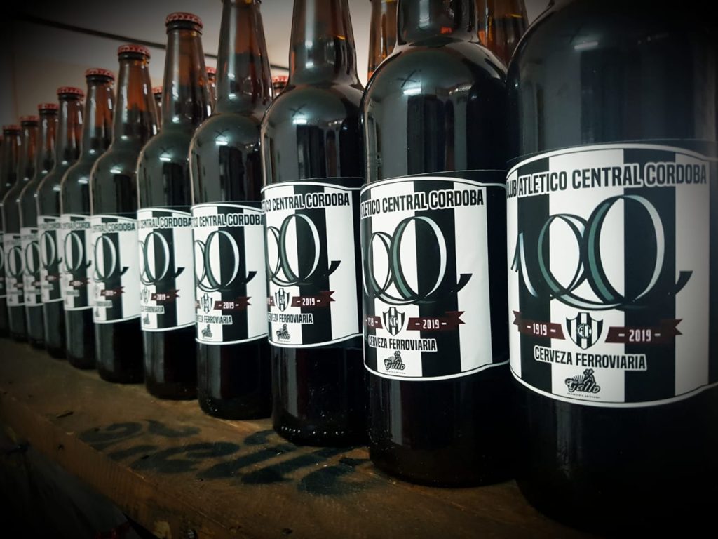 Central Córdoba lanza la cerveza artesanal “La Ferroviaria” para celebrar sus 100 años