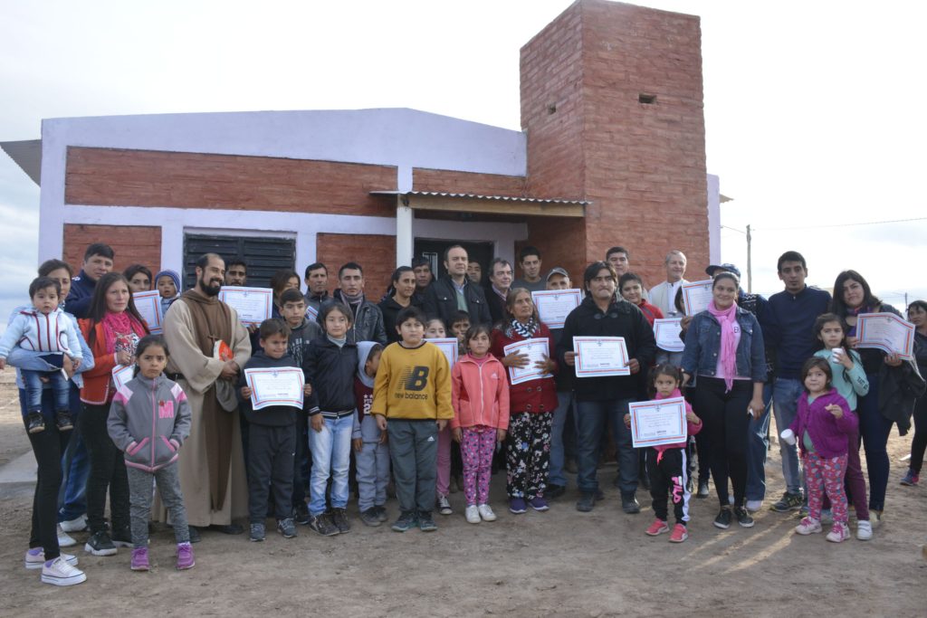 Familias de Villa Atamisqui ya cuentan con sus viviendas sociales