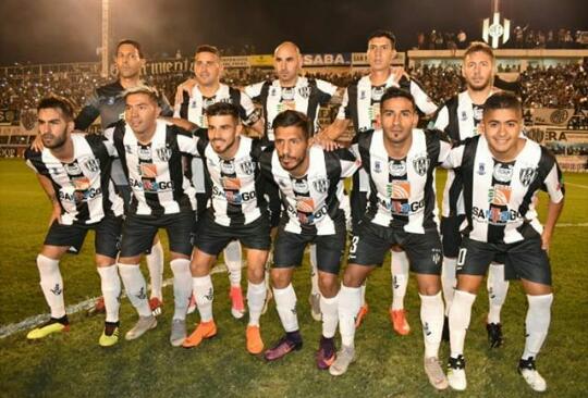 El Ferro empató con Sarmiento y el ascenso se definirá en Junín