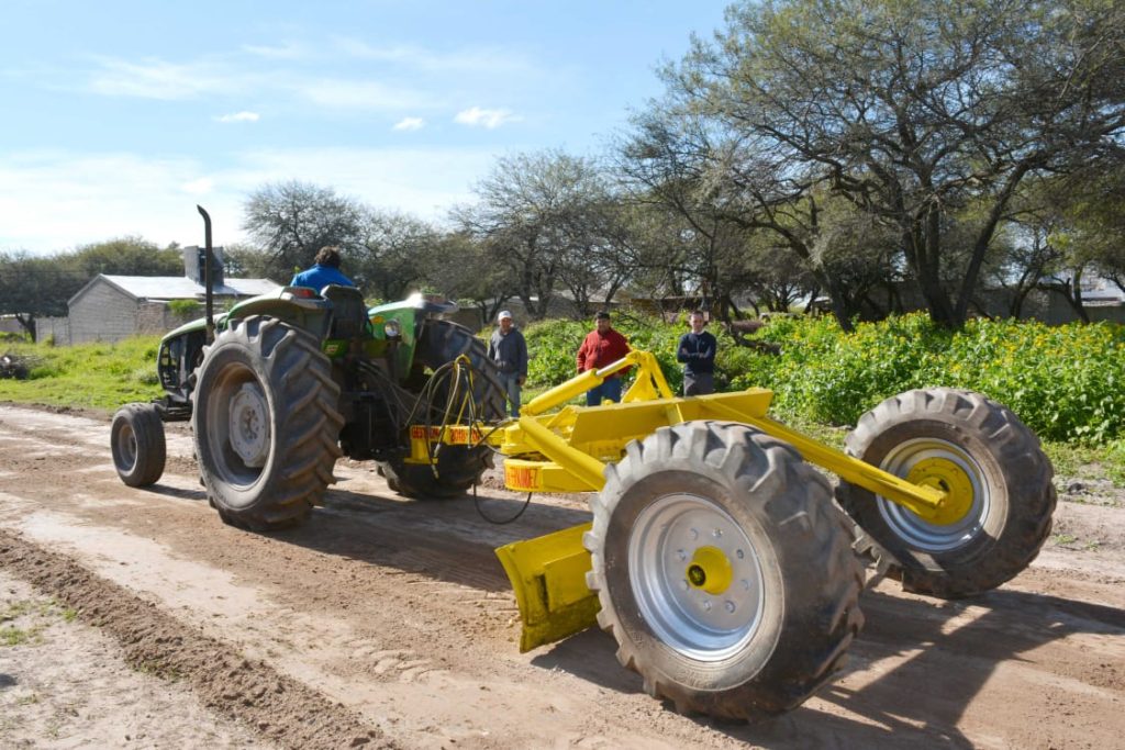 La comuna fernandense recupera su parque automotor para reforzar el arreglo de caminos