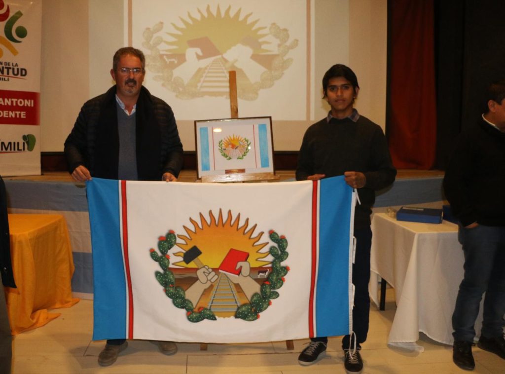 En vísperas del 115° aniversario, Quimilí oficializó su bandera