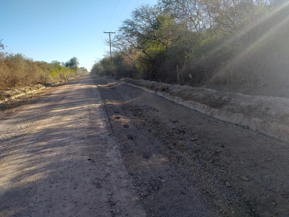 Importantes mejoras en los caminos de El Aibe y zonas vecinas
