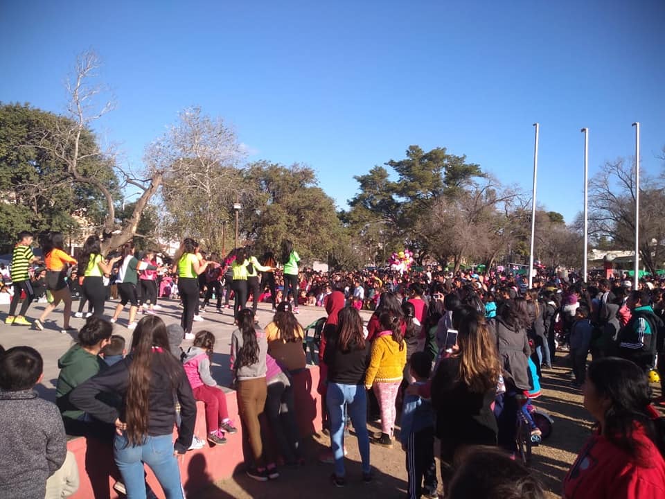 Los niños son protagonistas en el 135° aniversario de Loreto