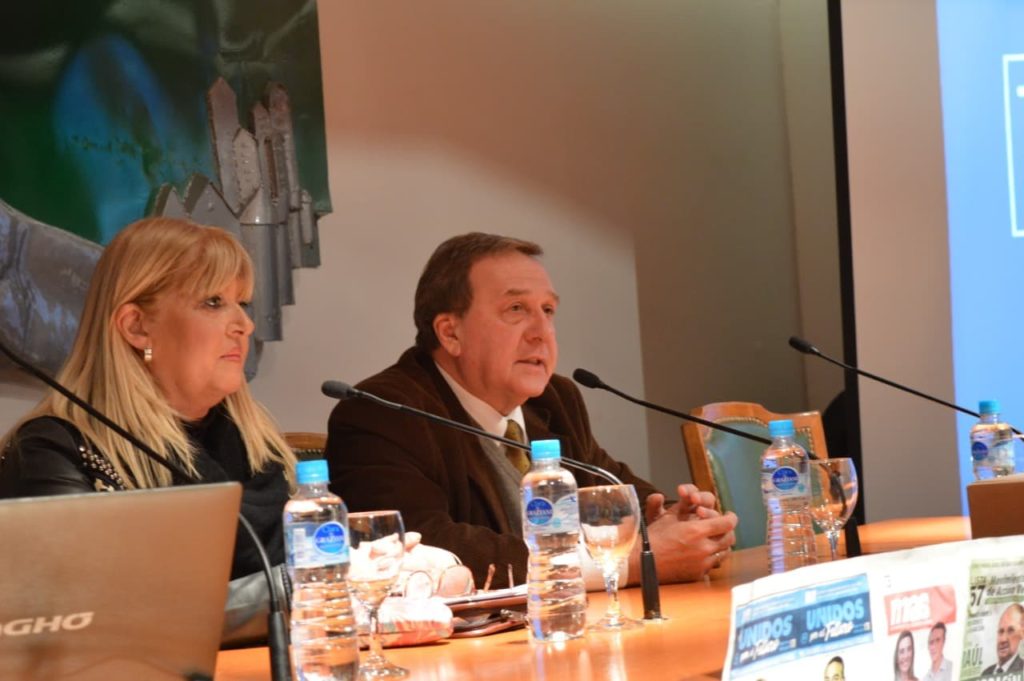 El juez federal Molinari presidió la capacitación para autoridades electorales en Frías