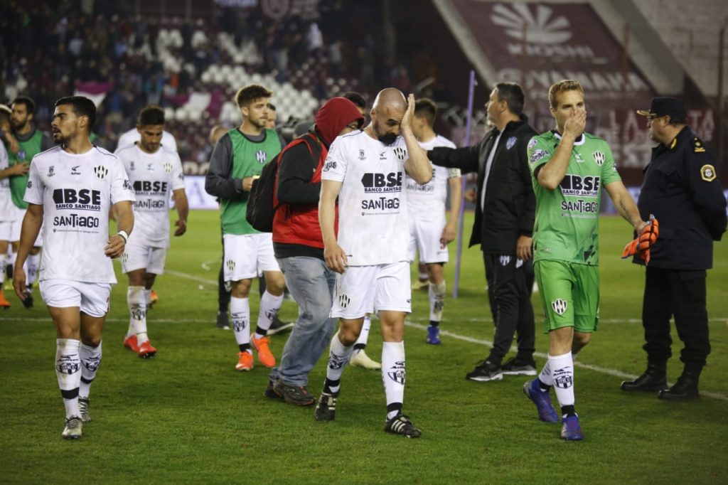 Lanús se quedó con un excesivo premio ante Central Córdoba