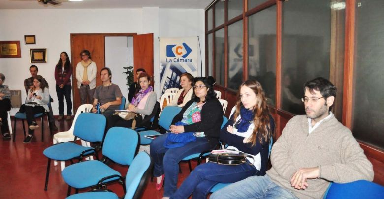 Invitan a los emprendedores frienses a un taller sobre costos y fijación de precios
