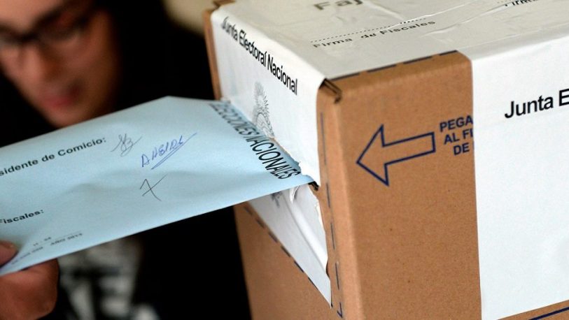 Veda electoral: ¿cómo rige en las redes sociales?