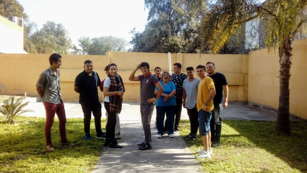 “Pintando Conciencia” entrelaza vínculos entre el CREaSE y el Centro de Día Parque