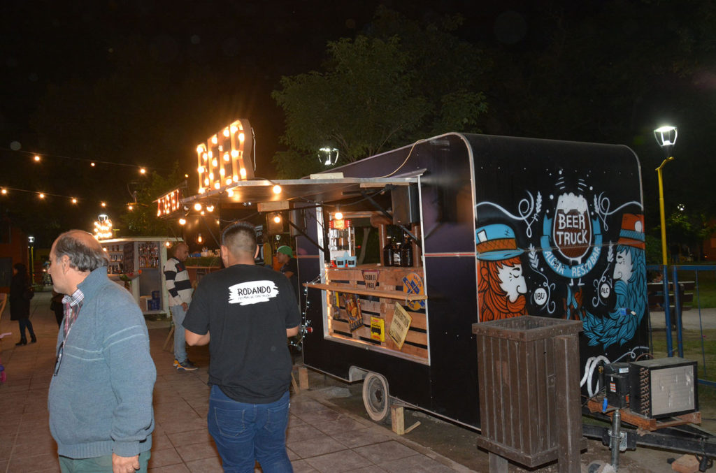 La fiesta sigue en La Banda con el 4º Festival Food Trucks “Rodando” en Plaza Belgrano