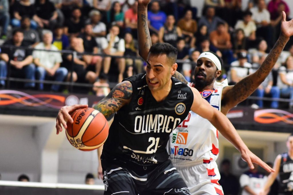 Olímpico le ganó a Quimsa en la apertura del Súper 20 con un final para el infarto