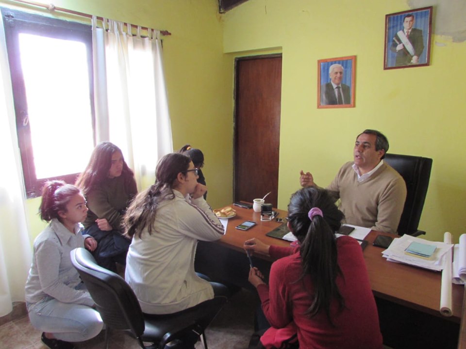 Estudiantes fueron empleados municipales por un día