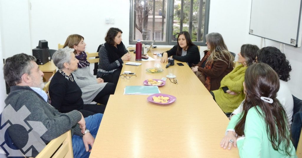 Proyectan acciones para la creación del Archivo Provincial de la Memoria en Santiago