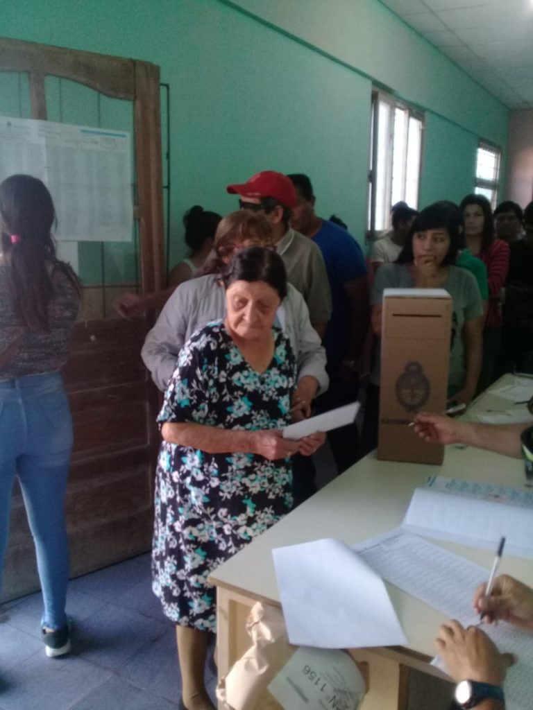 Clodomira: Tiene 100 años y concurrió a votar con gran orgullo y entusiasmo Clodomira: Tiene 100 años y concurrió a votar con gran orgullo y entusiasmo