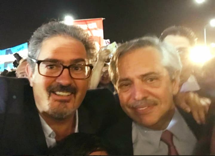 A los quimilenses “les pedimos confianza porque vamos a poner a la Argentina de pie”