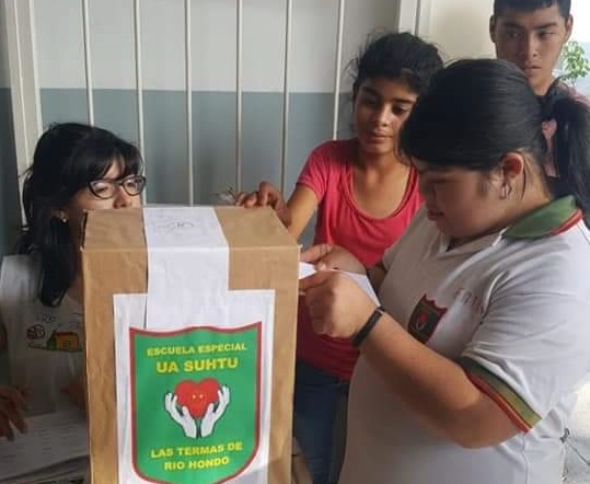 Grata experiencia electoral de los alumnos de la Escuela Ua – Shutu