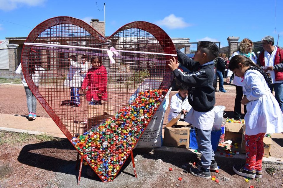 Villa Ojo de Agua habilitó su “Corazón solidario” Villa Ojo de Agua habilitó su “Corazón solidario”