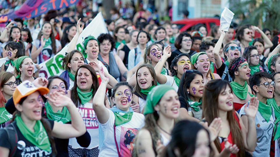 Santiago reúne a mujeres de todo el país el Primer Foro Feminista