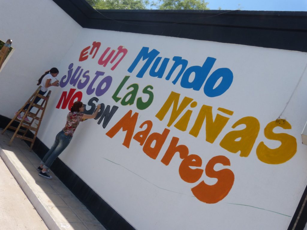 Las paredes del Cepsi gritan un fuerte mensaje a la sociedad