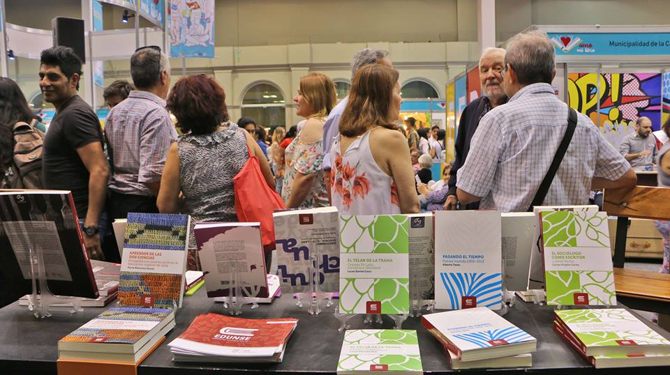 Edunse preparó atractivas propuestas en la Feria Provincial del Libro