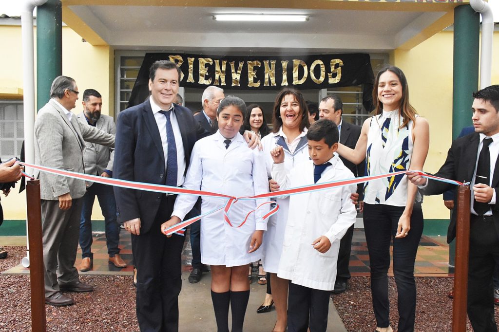 Por primera vez, familias de Figueroa contarán con agua potable