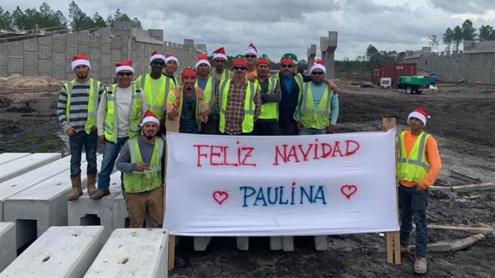 Paulina recibió un inesperado regalo navideño desde EE.UU