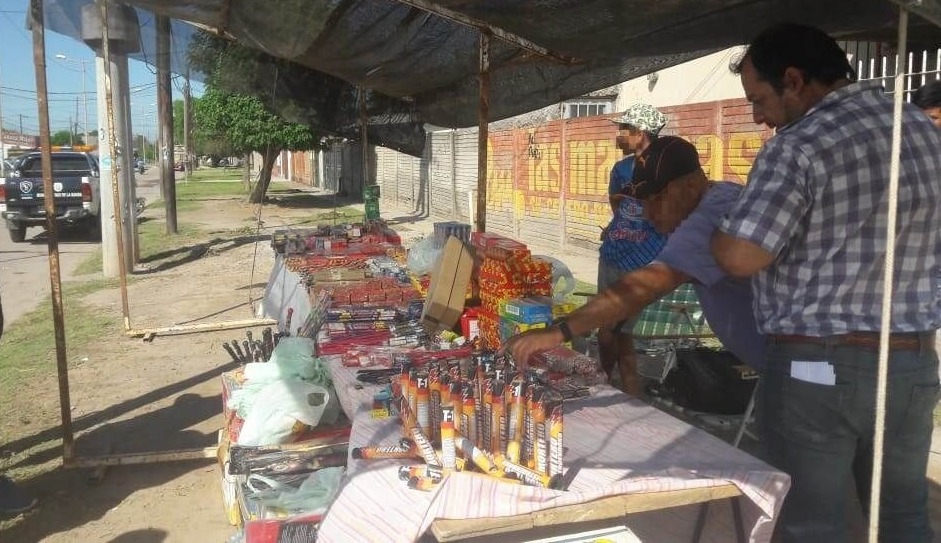 Los operativos de control de venta de pirotecnia se extenderán a los barrios Los operativos de control de venta de pirotecnia se extenderán a los barrios