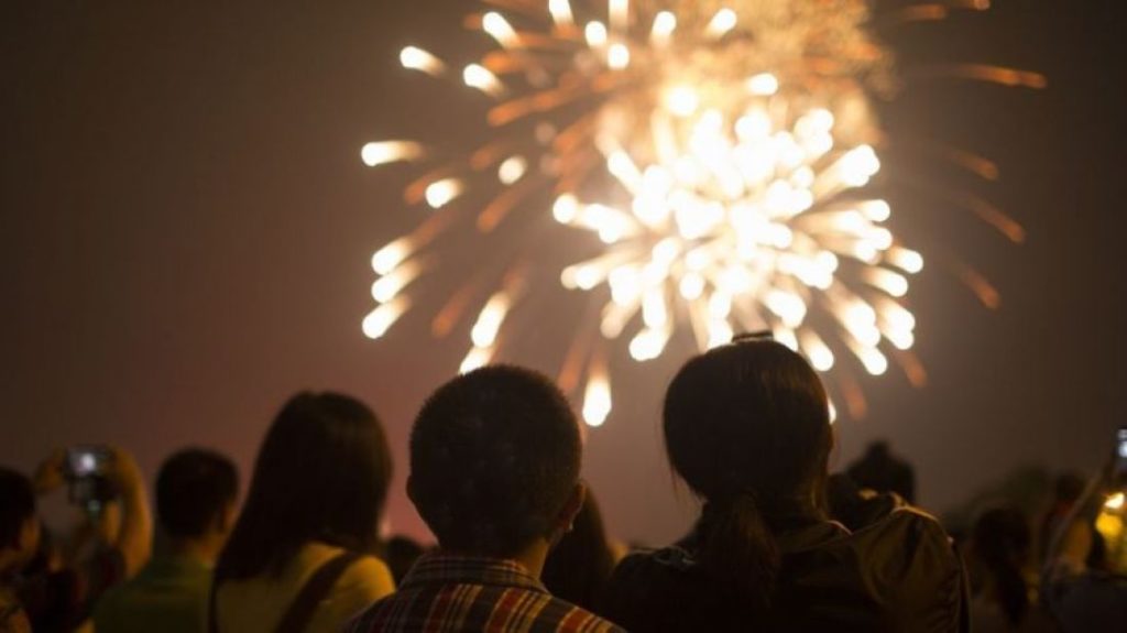 Lanzan campaña por unas fiestas con más “más luces y menos ruidos”