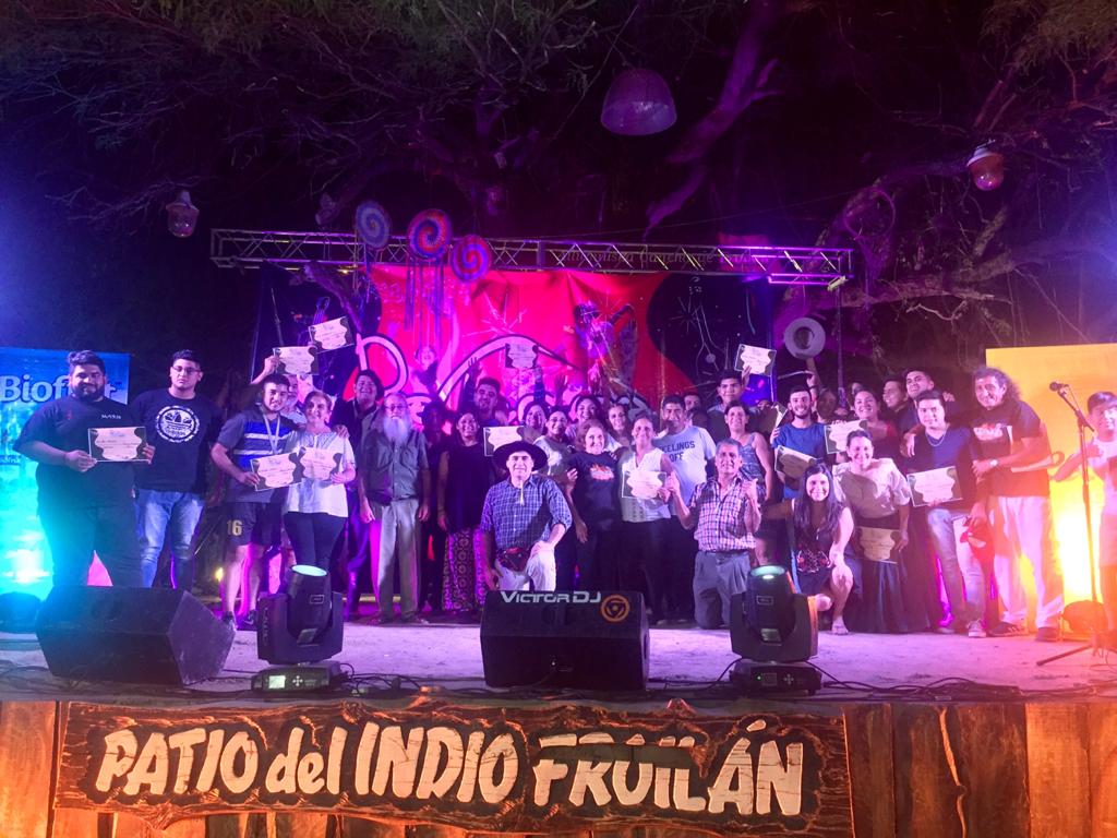 El “Pre Chacarera 2020” convocó a grandes artistas en el Patio del “Indio” Froilán