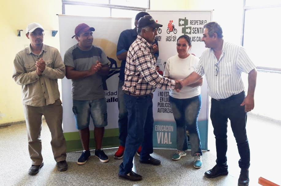 Anunciaron bono y la recategorización para los municipales de Campo Gallo