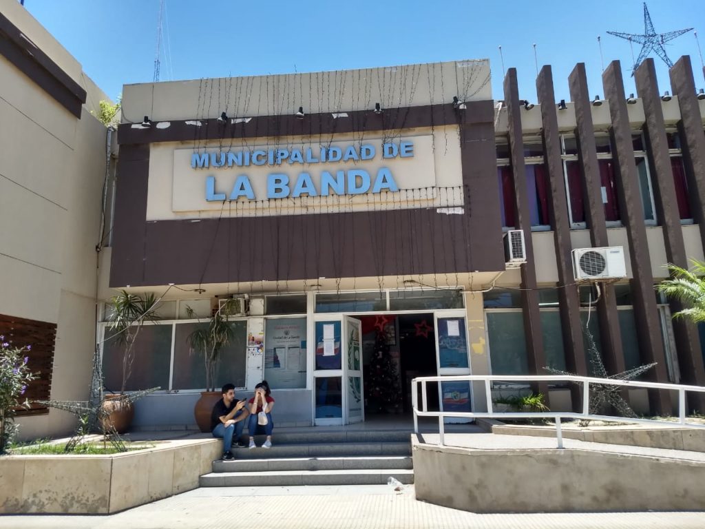 Así funcionarán los servicios durante el 24 y 31 en La Banda