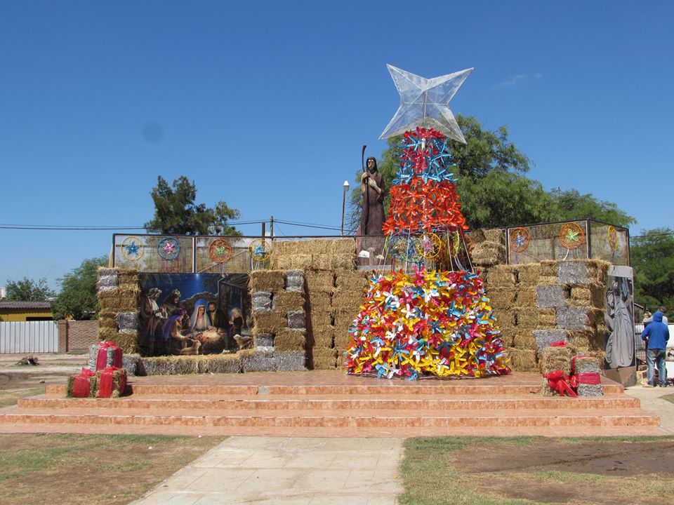 En Colonia El Simbolar ya sienten el espíritu navideño En Colonia El Simbolar ya sienten el espíritu navideño