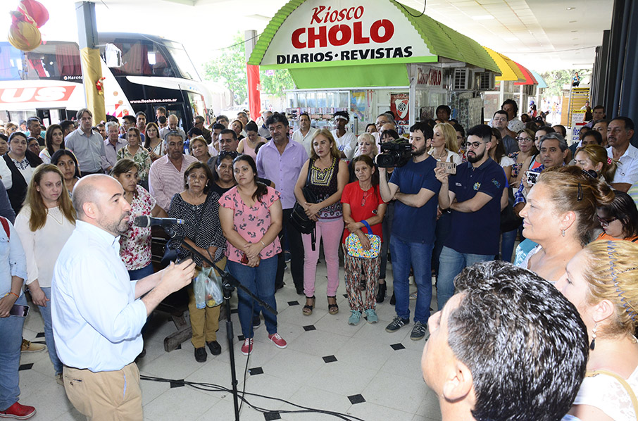 Inauguran obras y nuevos servicios en la terminal de ómnibus de La Banda