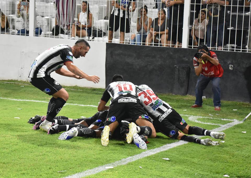 Triunfazo de Central Córdoba ante Colón en el cierre del juego